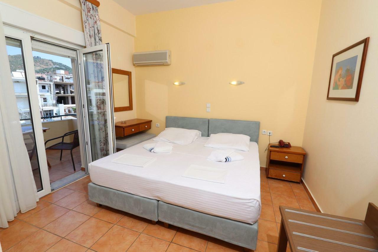 G. Kiapekou Aparthotel Loutra Aidhipsou Exteriör bild