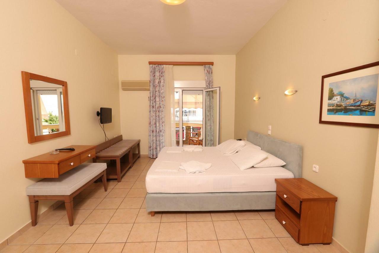 G. Kiapekou Aparthotel Loutra Aidhipsou Exteriör bild